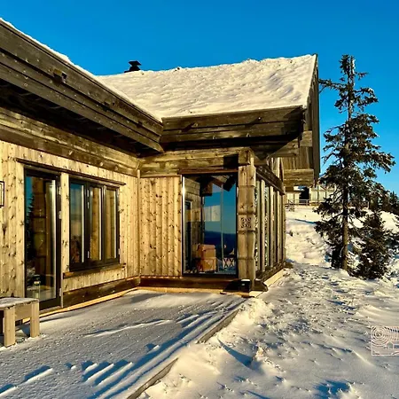 Exclusive Mountain At Birkebeinerbakken * Sjusjoen