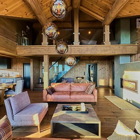 Exclusive Mountain At Birkebeinerbakken * Sjusjoen